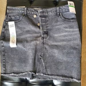 Tinseltown button fly black stonewash denim skirt (L) nwt